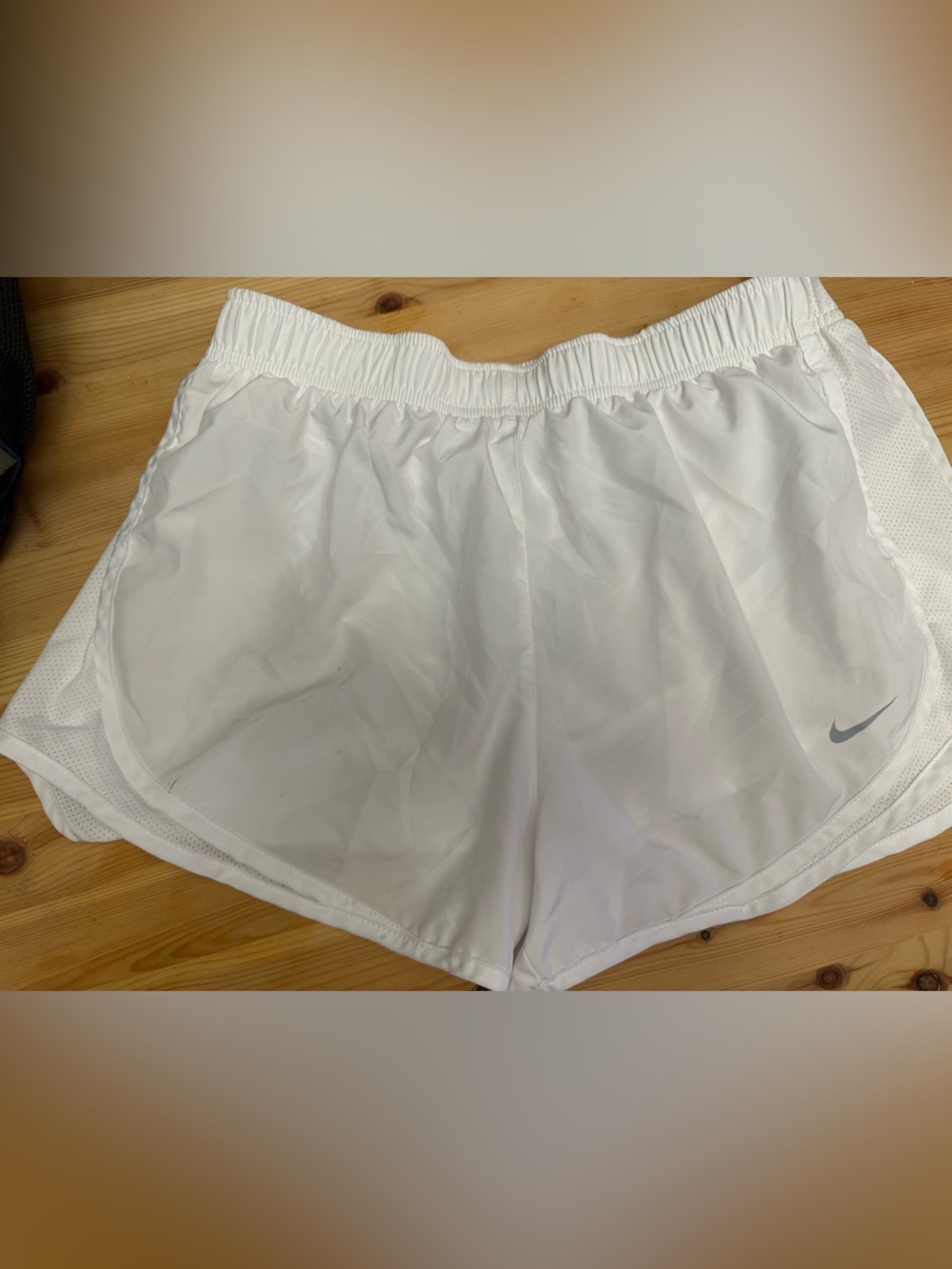 Nike Tempo GUC white M shorts